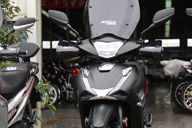 Xuất hiện Honda SH 'nhái' với phân khối chỉ 50cc siêu đẹp khiến ai cũng thích mê - Ảnh 1 Xuất hiện Honda SH 'nhái' với phân khối chỉ 50cc siêu đẹp khiến ai cũng thích mê - Ảnh 1