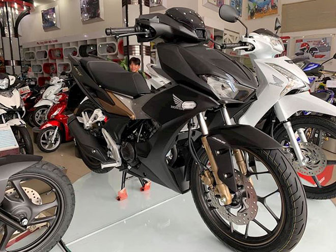 Top 4 xe máy giảm giá sâu sau Tết Nguyên Đán: Honda Winner X sánh đôi cùng AirBlade - Ảnh 1 Top 4 xe máy giảm giá sâu sau Tết Nguyên Đán: Honda Winner X sánh đôi cùng AirBlade - Ảnh 1