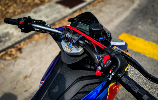 Honda Winner độ tuyệt đỉnh, hội tụ đủ tinh hoa của làng mô tô - Ảnh 3 Honda Winner độ tuyệt đỉnh, hội tụ đủ tinh hoa của làng mô tô - Ảnh 3