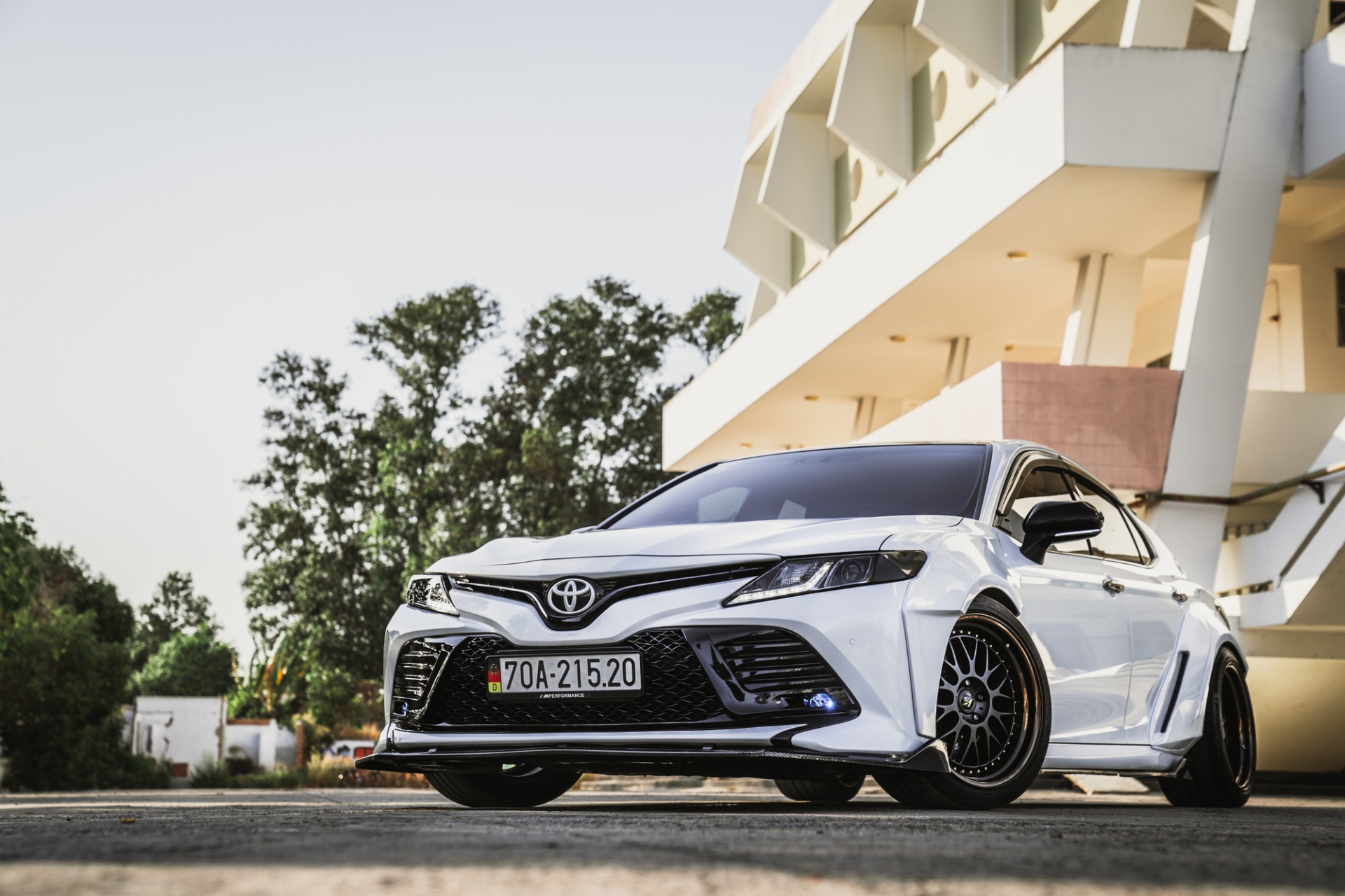 Bản độ Toyota Camry có 1-0-2 của dân chơi Tây Ninh: Ước tính chi phí lên tới hàng trăm triệu đồng - Ảnh 1