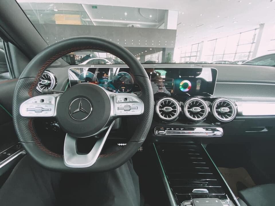 Thực hư chiếc Mercedes-Benz GLB 200 ‘hàng lướt’ vừa được rao bán: Hiếm có khó tìm - Ảnh 3