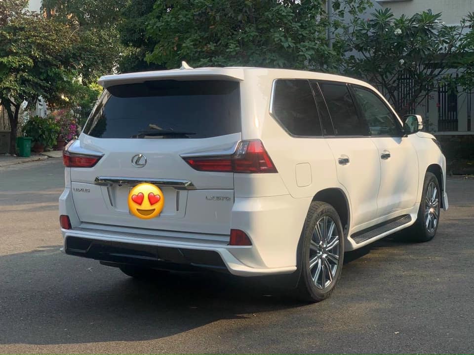 Mua Lexus LX 570 độ gói Super Sport 2020, chủ xe được gì khi tiết kiệm hơn 6 tỷ - Ảnh 3 Mua Lexus LX 570 độ gói Super Sport 2020, chủ xe được gì khi tiết kiệm hơn 6 tỷ - Ảnh 3