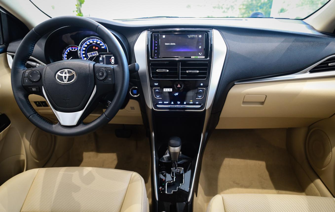 Toyota Vios 2021: Có thực sự xứng đáng trở thành chiếc xe ‘quốc dân’ - Ảnh 3 Toyota Vios 2021: Có thực sự xứng đáng trở thành chiếc xe ‘quốc dân’ - Ảnh 3