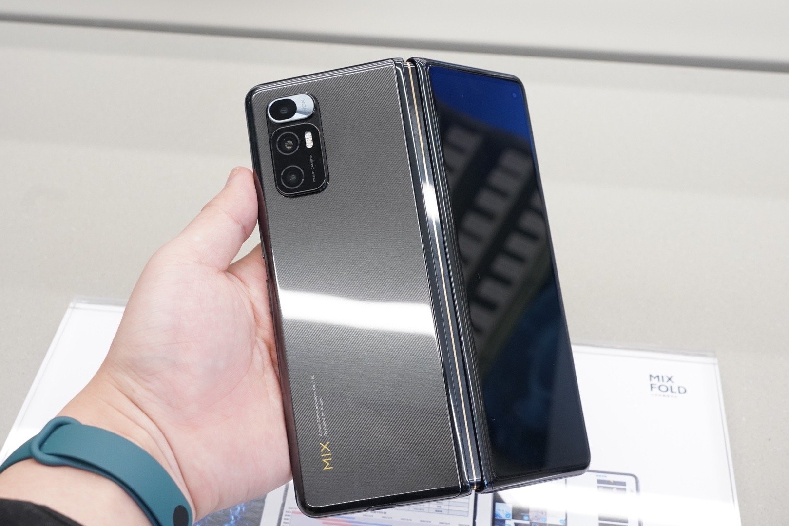 Xiaomi hẳn phải cảm thấy lo lắng trước nhiều phản ứng tiêu cực từ khách hàng trong nước Xiaomi hẳn phải cảm thấy lo lắng trước nhiều phản ứng tiêu cực từ khách hàng trong nước