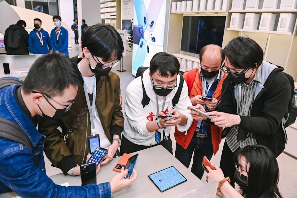 Cộng đồng đam mê Xiaomi đã đặt rất nhiều kỳ vọng vào Mi MIX Fold Cộng đồng đam mê Xiaomi đã đặt rất nhiều kỳ vọng vào Mi MIX Fold
