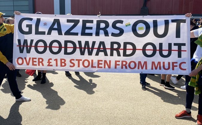 Manchester United bị ông chủ bán tháo để rút lui khỏi thế giới bóng đá - Ảnh 1
