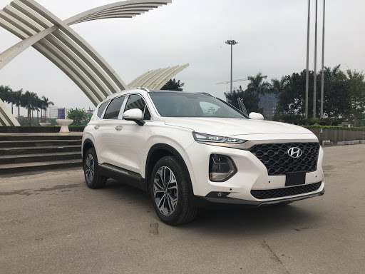 Mức giảm giá chi tiết cho một loạt mẫu ô tô đình đám trong nửa cuối tháng Tư - Ảnh 1 Mức giảm giá chi tiết cho một loạt mẫu ô tô đình đám trong nửa cuối tháng Tư - Ảnh 1