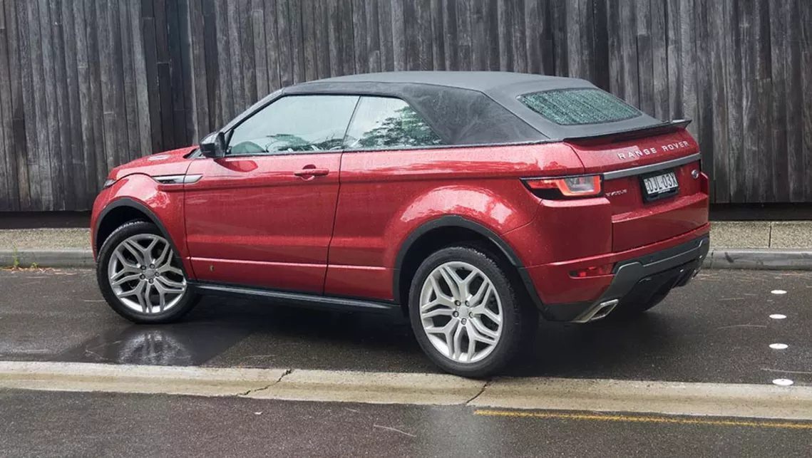 Chủ cũ chịu lỗ, rao bán chiếc Range Rover hàng hiếm mới chạy 900km  - Ảnh 2