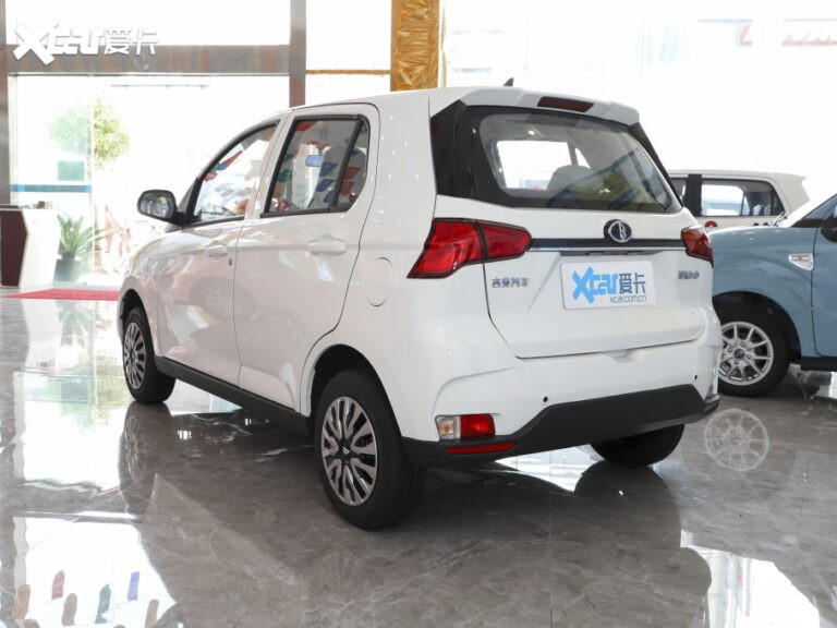 Xuất hiện thêm mẫu ô tô điện siêu rẻ, phá vỡ mọi kỷ lục về giá bán của phương tiện 4 chỗ - Ảnh 2 Xuất hiện thêm mẫu ô tô điện siêu rẻ, phá vỡ mọi kỷ lục về giá bán của phương tiện 4 chỗ - Ảnh 2