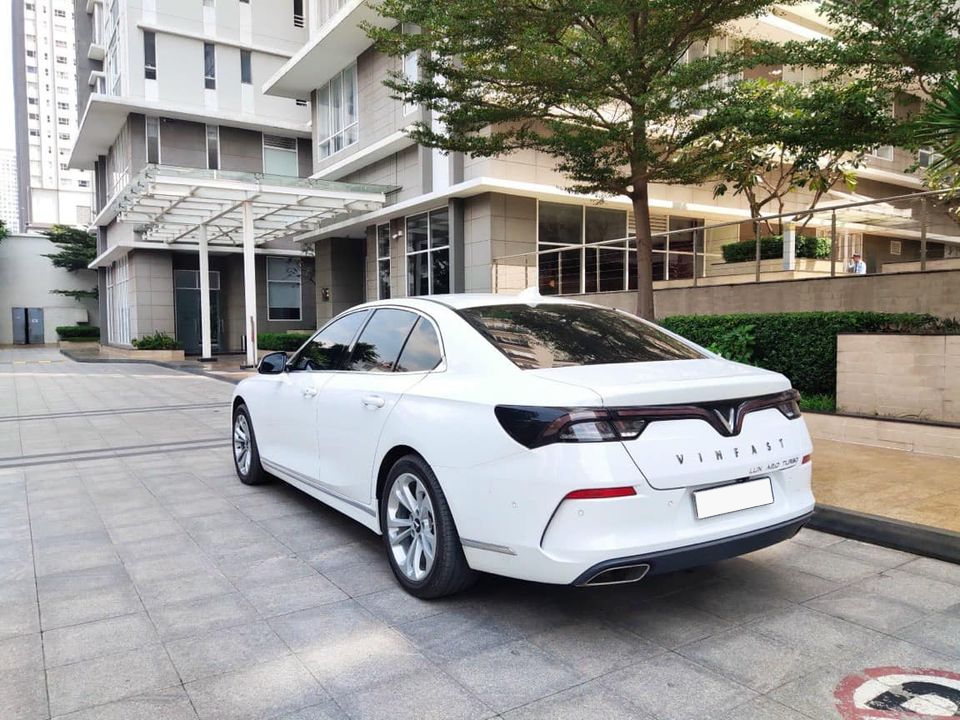 VinFast Lux A2.0 hạng sang nhưng chi phí nuôi xe chỉ ngang dòng bình dân 3 VinFast Lux A2.0 hạng sang nhưng chi phí nuôi xe chỉ ngang dòng bình dân 3