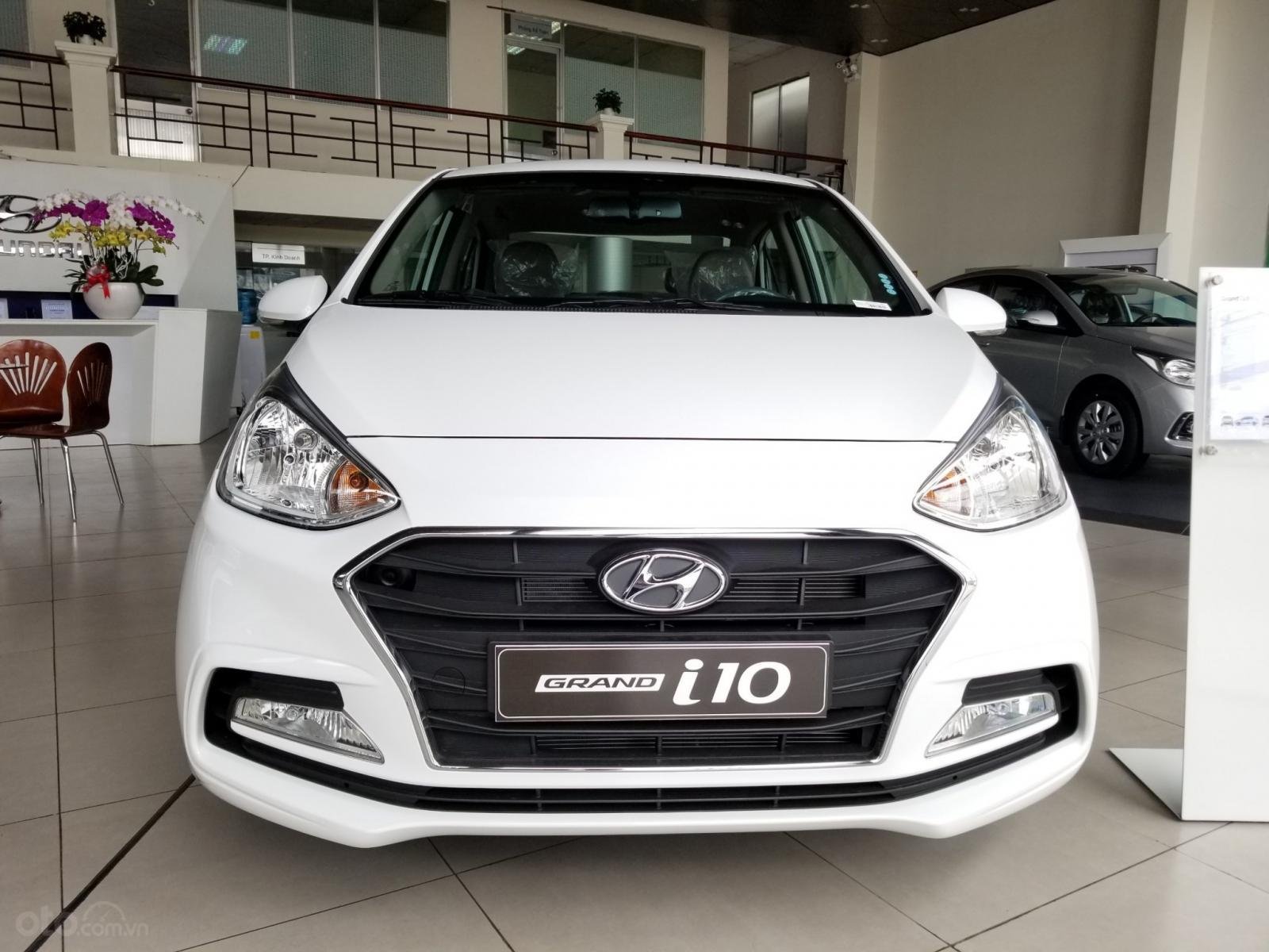 Top 5 sự lựa chọn rẻ nhất thị trường xe hơi Việt Nam: Giá lăn bánh chỉ hơn 300 triệu đồng - Ảnh 3 Top 5 sự lựa chọn rẻ nhất thị trường xe hơi Việt Nam: Giá lăn bánh chỉ hơn 300 triệu đồng - Ảnh 3