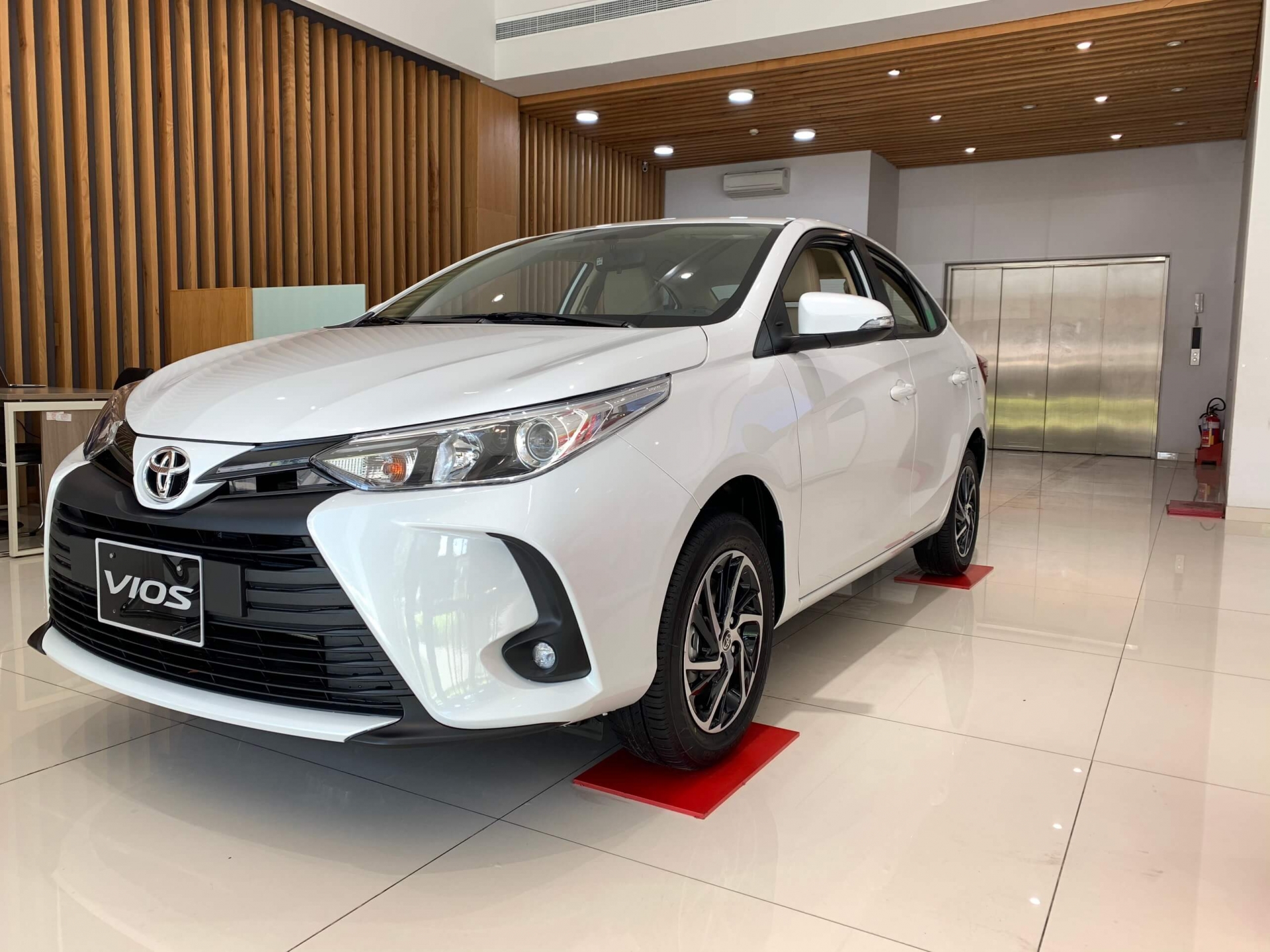 Toyota Vios giảm giá chỉ còn hơn 450 triệu, món hời không thể bỏ qua 2