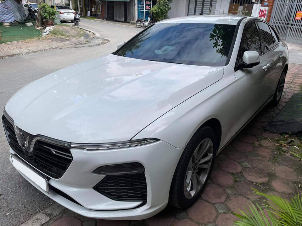 VinFast Lux A2.0 chạy lướt bán lại giá bất ngờ, chủ xe không ngần ngại tiết lộ lý do 2 VinFast Lux A2.0 chạy lướt bán lại giá bất ngờ, chủ xe không ngần ngại tiết lộ lý do 2