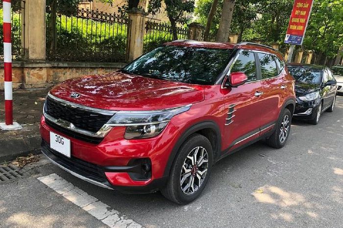 Rao bán Kia Seltos đòi tìm khách hàng thiện chí, chủ xe bị dân mạng bóc mẽ thẳng thừng - Ảnh 1 Rao bán Kia Seltos đòi tìm khách hàng thiện chí, chủ xe bị dân mạng bóc mẽ thẳng thừng - Ảnh 1