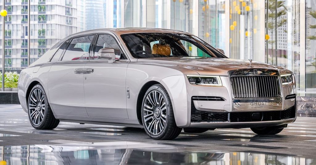 Top 3 sedan hạng sang đắt nhất Việt Nam: Rolls-Royce dẫn đầu, bất ngờ vị trí thứ 3 6 Top 3 sedan hạng sang đắt nhất Việt Nam: Rolls-Royce dẫn đầu, bất ngờ vị trí thứ 3 6