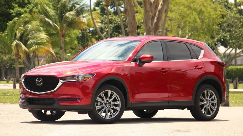 Mazda CX-5 đón nhận ưu đãi mới, so kè sòng phẳng với mọi đối thủ trong phân khúc - Ảnh 3 Mazda CX-5 đón nhận ưu đãi mới, so kè sòng phẳng với mọi đối thủ trong phân khúc - Ảnh 3