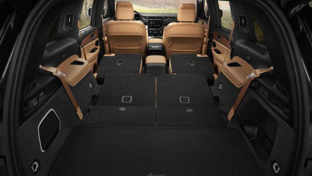 Mẫu SUV nổi bật tại Mỹ sẽ về Việt Nam, cạnh tranh trực tiếp với 'đồng hương' Ford Explorer 4 Mẫu SUV nổi bật tại Mỹ sẽ về Việt Nam, cạnh tranh trực tiếp với 'đồng hương' Ford Explorer 4