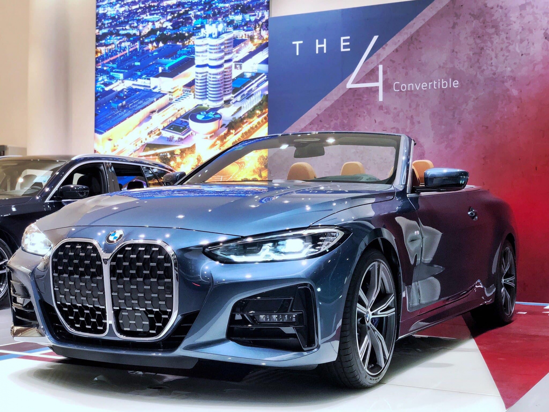 Mê mệt với vẻ đẹp khó cưỡng của chiếc BMW 430i Convertible 2021 đầu tiên về Việt Nam 1 Mê mệt với vẻ đẹp khó cưỡng của chiếc BMW 430i Convertible 2021 đầu tiên về Việt Nam 1