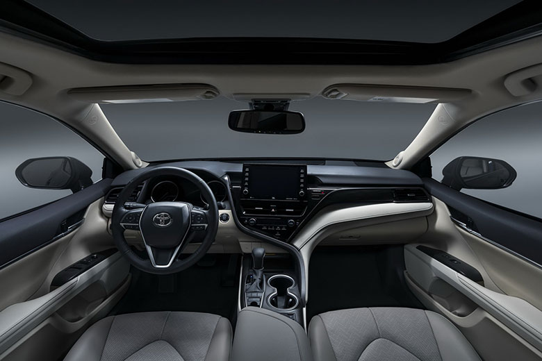 Nội thất của Camry 2021 được đánh giá rất cao về tính sang trọng, toàn diện Nội thất của Camry 2021 được đánh giá rất cao về tính sang trọng, toàn diện