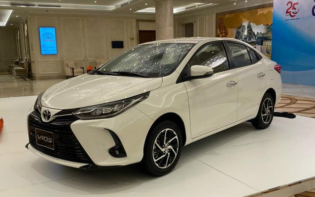 Toyota Vios quyết vượt mặt Hyundai Accent bằng màn đại hạ giá đầu tháng 9 1