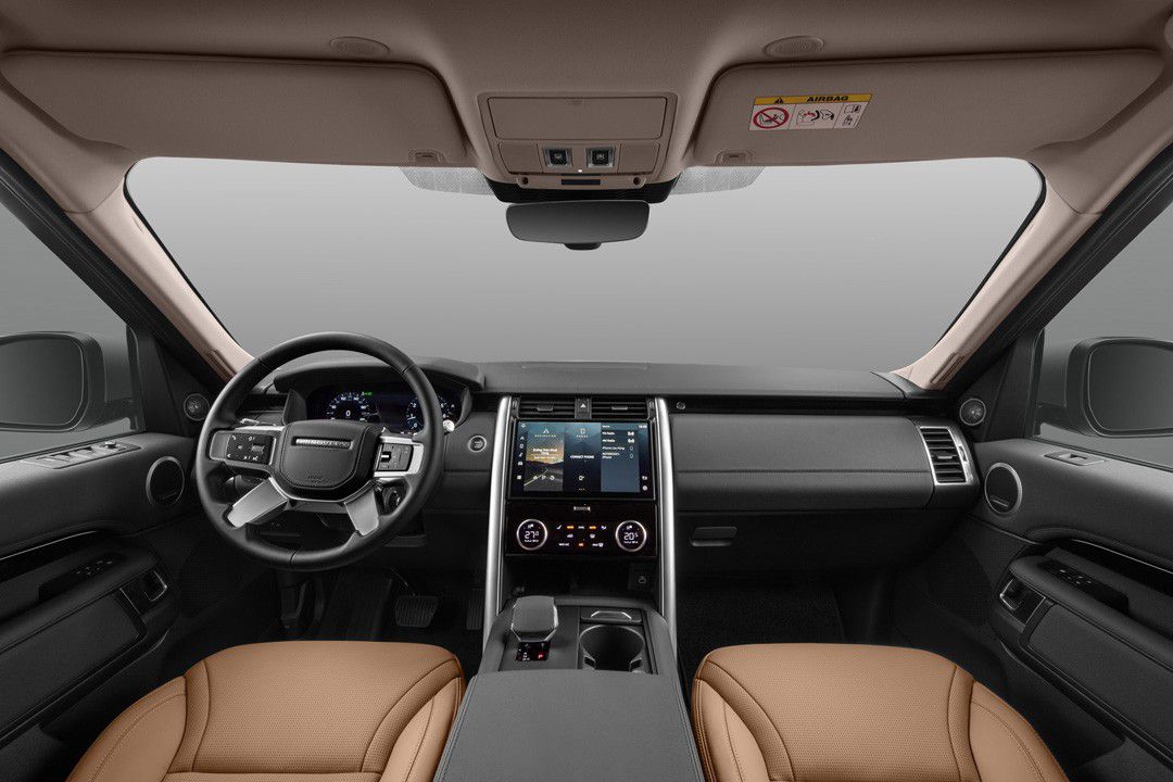 Land Rover Discovery phiên bản mới tại Việt Nam: Sang trọng, tinh tế và đa dụng hơn - Ảnh 5 Land Rover Discovery phiên bản mới tại Việt Nam: Sang trọng, tinh tế và đa dụng hơn - Ảnh 5