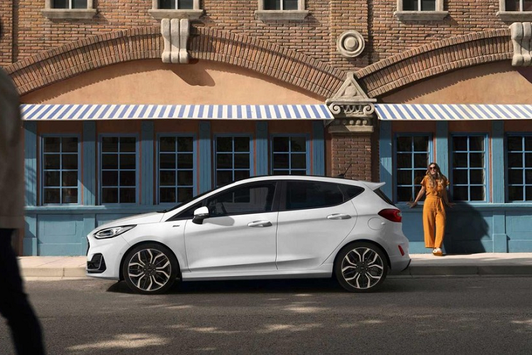 Ford ưu ái nâng cấp một loạt trang bị ‘siêu hot’ cho Fiesta 2022, chiếc hatchback bán chạy hàng đầu thị trường - Ảnh 9 Ford ưu ái nâng cấp một loạt trang bị ‘siêu hot’ cho Fiesta 2022, chiếc hatchback bán chạy hàng đầu thị trường - Ảnh 9