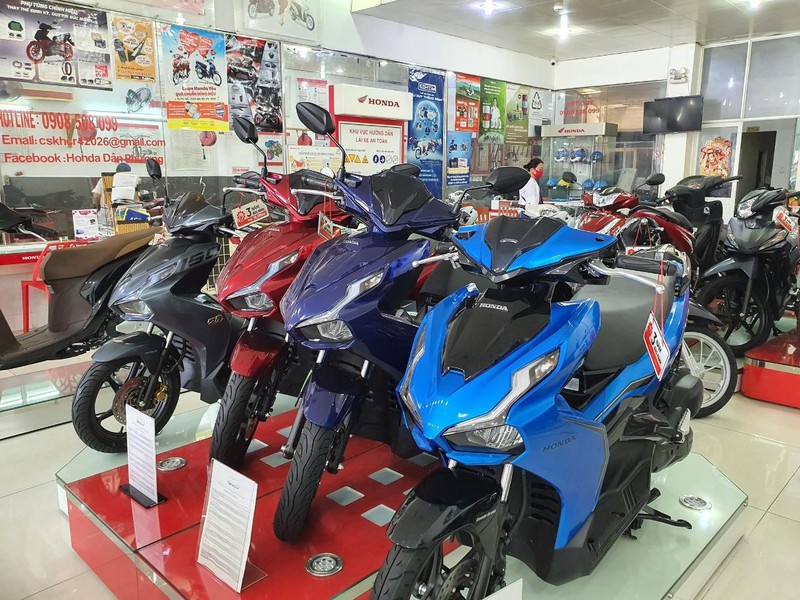 Honda Air Blade giảm giá cực sâu: Đại lý gỡ vốn, khách hàng hưởng lợi sau giãn cách - Ảnh 1 Honda Air Blade giảm giá cực sâu: Đại lý gỡ vốn, khách hàng hưởng lợi sau giãn cách - Ảnh 1