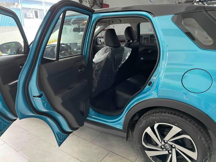 Toyota Raize lộ diện sớm hơn dự kiến, khách Việt hào hứng đón chào mẫu SUV mini giá rẻ 6 Toyota Raize lộ diện sớm hơn dự kiến, khách Việt hào hứng đón chào mẫu SUV mini giá rẻ 6