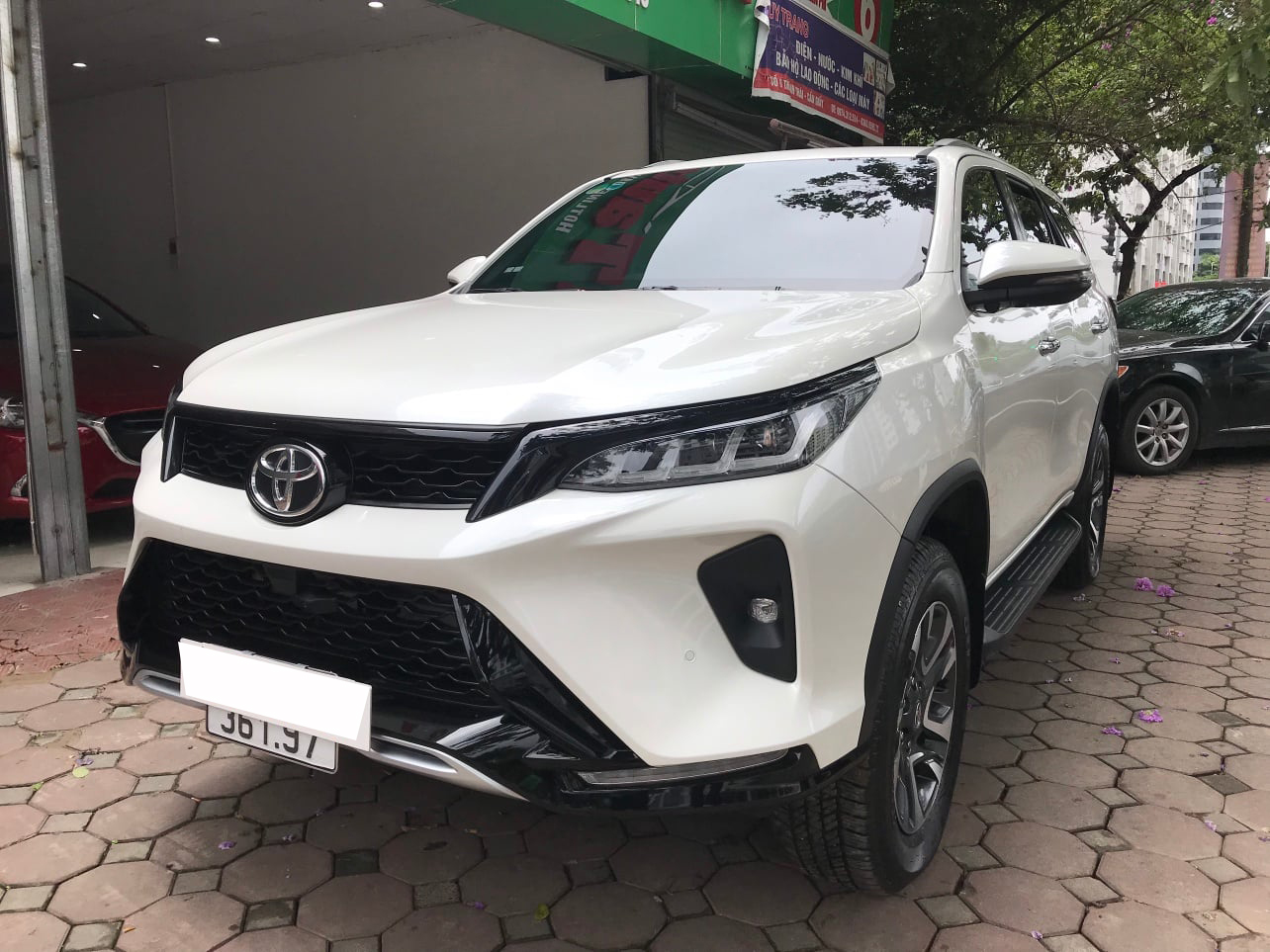 Loạt SUV xịn xò đang phải bán lỗ trên thị trường xe cũ: Khách mua hưởng lợi vài trăm triệu đồng - Ảnh 5