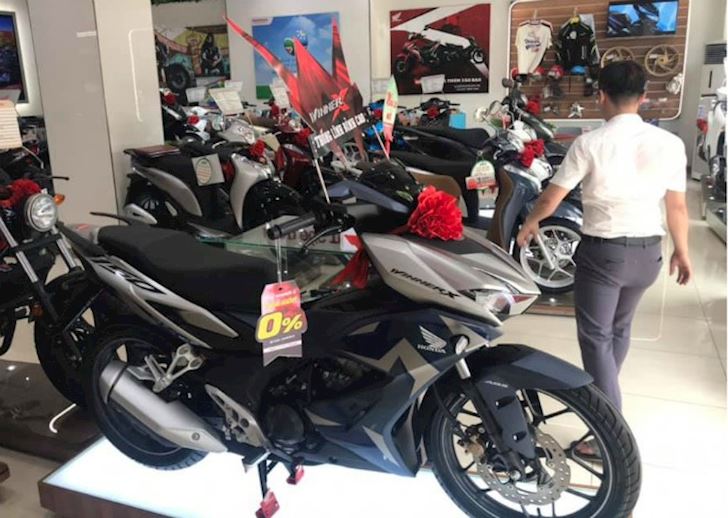 Honda Winner X tiếp tục giảm giá sâu, xác lập đáy mới - Ảnh 2 Honda Winner X tiếp tục giảm giá sâu, xác lập đáy mới - Ảnh 2