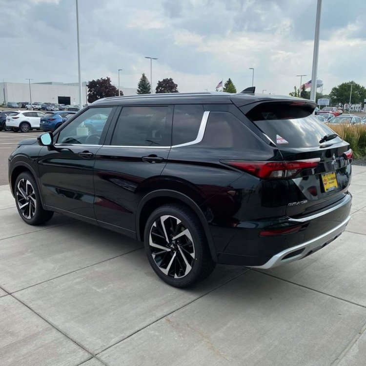 Xem trước ảnh thực của Mitsubishi Outlander 2022 sắp về Việt Nam: Đột phá toàn diện về nội thất - Ảnh 5 Xem trước ảnh thực của Mitsubishi Outlander 2022 sắp về Việt Nam: Đột phá toàn diện về nội thất - Ảnh 5