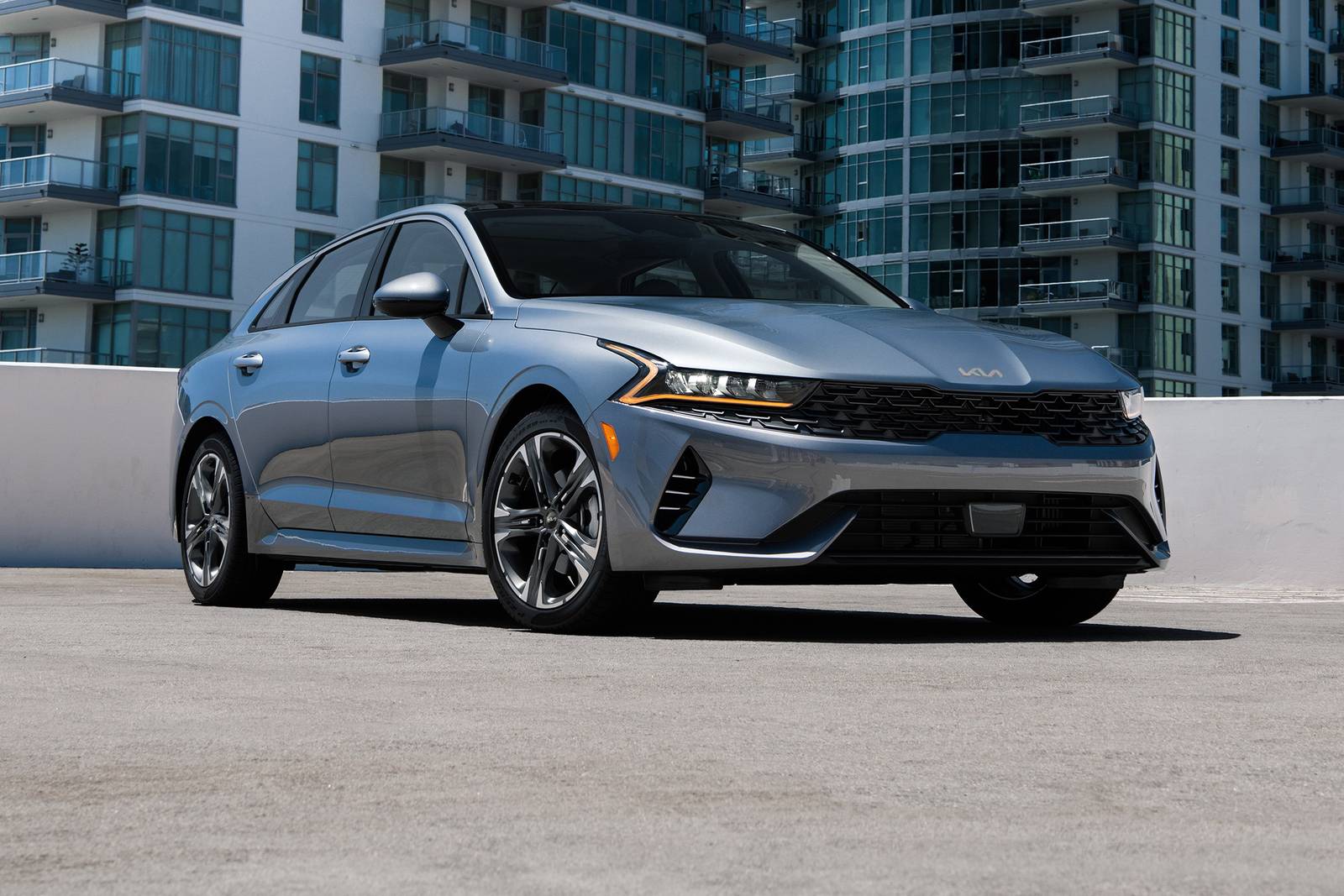 Sự trở lại bất ngờ của Kia K5: Đối thủ nặng ký sẽ đánh bật Vinfast Lux, đe dọa Toyota Camry - Ảnh 3 Sự trở lại bất ngờ của Kia K5: Đối thủ nặng ký sẽ đánh bật Vinfast Lux, đe dọa Toyota Camry - Ảnh 3