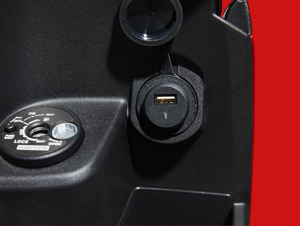 Cận cảnh Yamaha Limi 125 2022 cực tiết kiệm xăng, quyết vượt mặt Honda Vision 5 Cận cảnh Yamaha Limi 125 2022 cực tiết kiệm xăng, quyết vượt mặt Honda Vision 5