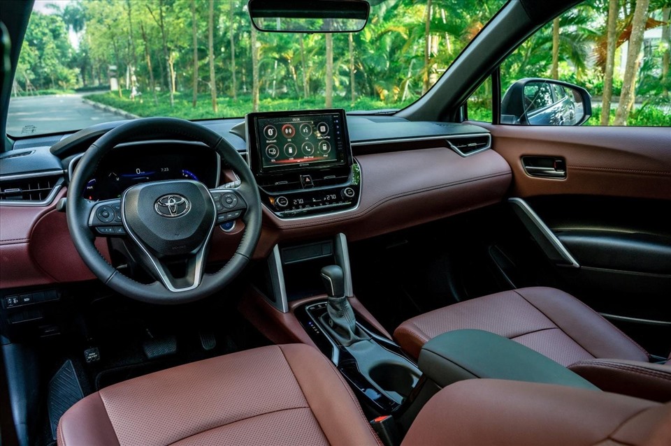 Giá lăn bánh Toyota Corolla Cross tháng 11/2021: Tân vương phân khúc SUV tại Việt Nam 4