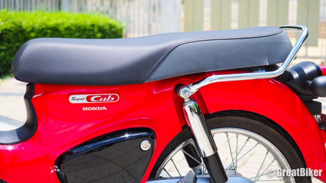 Honda Super Cub 2022: Đúng chuẩn phong cách hoài cổ, giá bán từ 33 triệu đồng 7