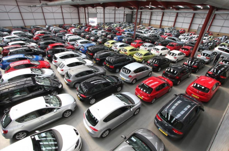 Thị trường xe cũ cùng chung xu hướng giảm giá kịch sàn: Toyota Vios chỉ còn 310 triệu đồng - Ảnh 3