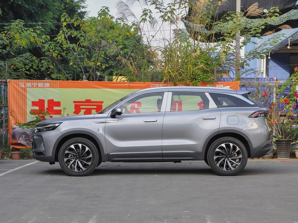 Beijing X7 2022 đã có mặt tại đại lý, thời điểm ra mắt khách Việt không còn xa 4 Beijing X7 2022 đã có mặt tại đại lý, thời điểm ra mắt khách Việt không còn xa 4