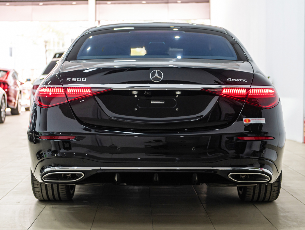 Close-up of Mercedes S500 4Matic 2021 rare goods in Vietnam: Perfectly beat all opponents 11