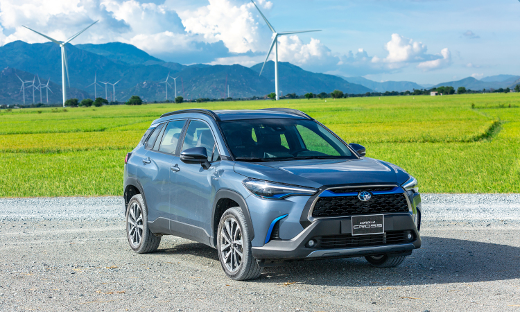 Toyota Corolla Cross rolling price in January 2022: The highest is 928 million VND 2