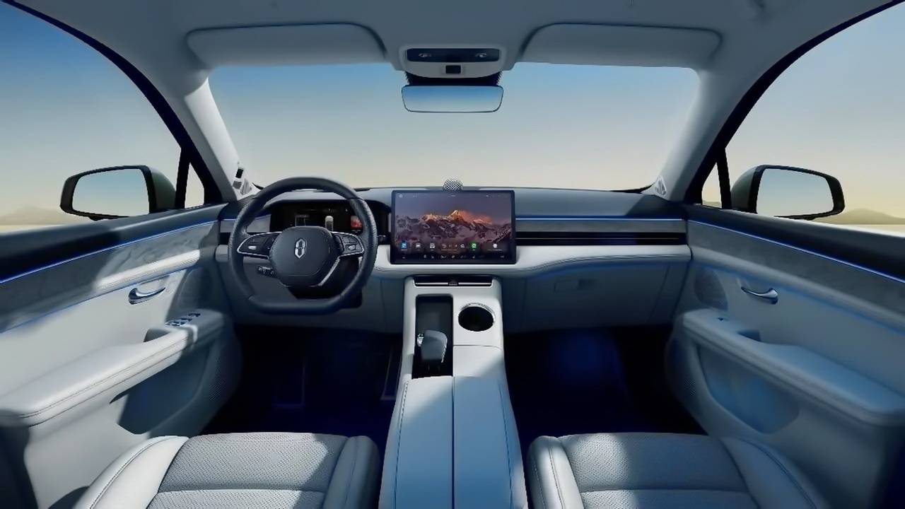 Huawei trình làng mẫu SUV điện đầu tiên: Thiết kế ấn tượng, tính năng hiện đại - Ảnh 2