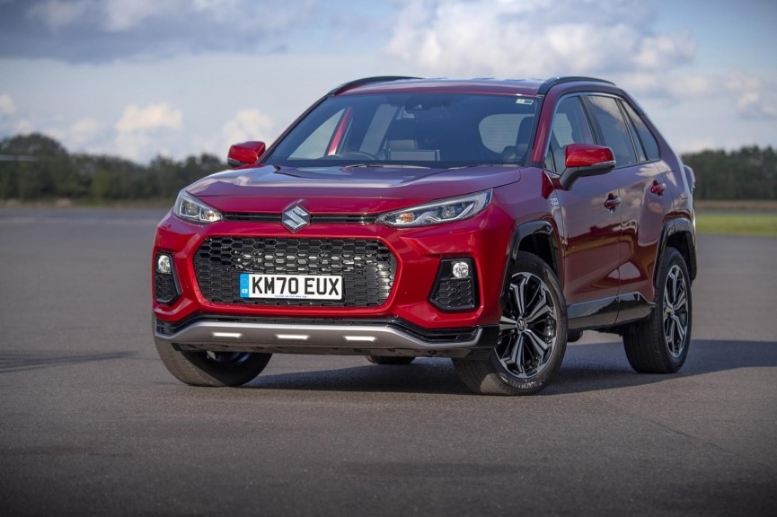 Mẫu SUV mới của Suzuki: Trang bị hiện đại, 'uống' 1 lít xăng cho 100km - Ảnh 2 Mẫu SUV mới của Suzuki: Trang bị hiện đại, 'uống' 1 lít xăng cho 100km - Ảnh 2