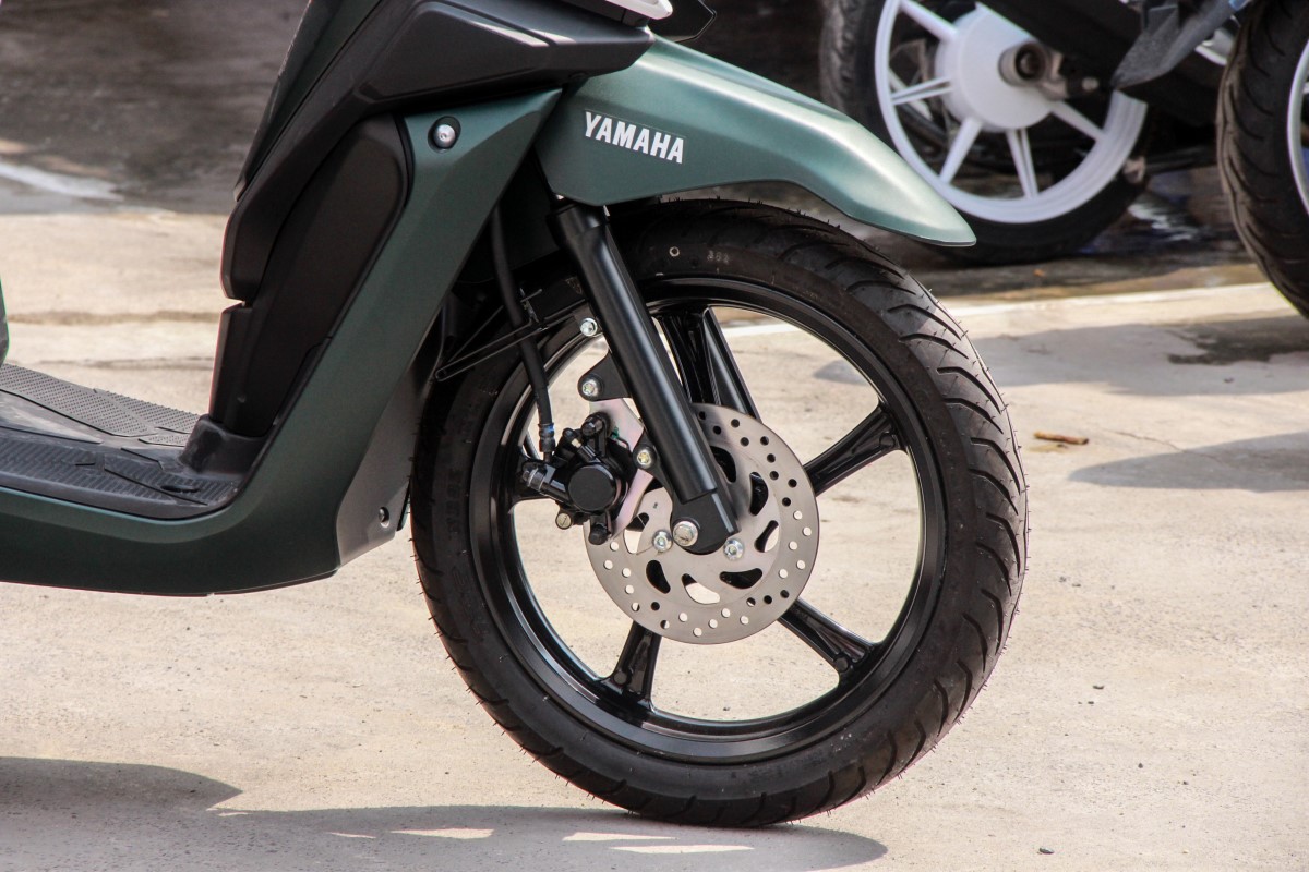 Yamaha ra mắt mẫu xe ga mới: Thiết kế độc lạ, quyết đấu Honda Vision - Ảnh 4 Yamaha ra mắt mẫu xe ga mới: Thiết kế độc lạ, quyết đấu Honda Vision - Ảnh 4