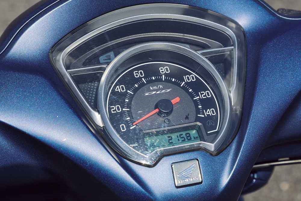 'Anh em song sinh' của Honda Vision ra mắt phiên bản mới với trang bị 'ngập' công nghệ - Ảnh 3