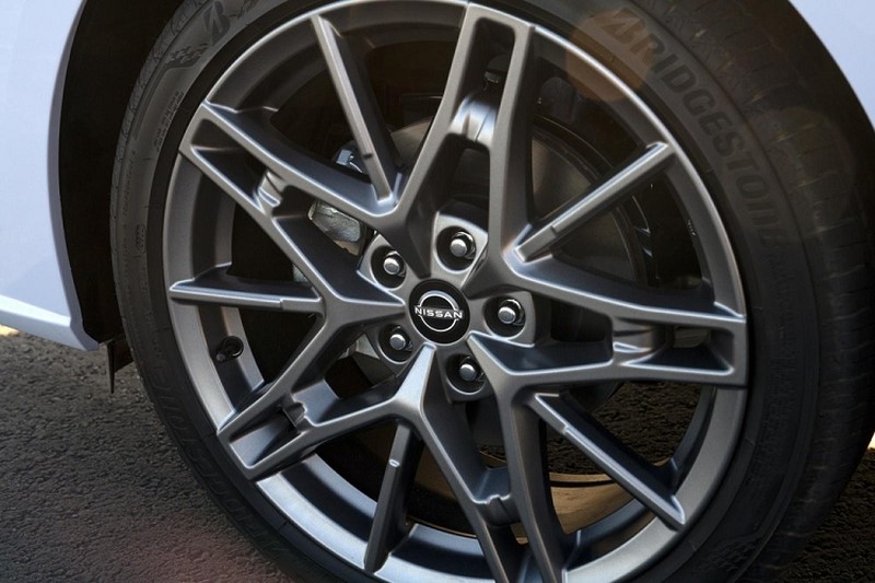 Nissan Altima 2023 ra mắt với thiết kế bất ngờ, quyết đấu cùng Toyota Camry và Kia K5 - Ảnh 3