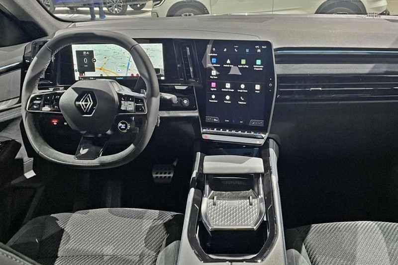 Đối thủ của Mazda CX-5 ra mắt với thiết kế đẹp long lanh, siêu tiết kiệm xăng - Ảnh 4 Đối thủ của Mazda CX-5 ra mắt với thiết kế đẹp long lanh, siêu tiết kiệm xăng - Ảnh 4