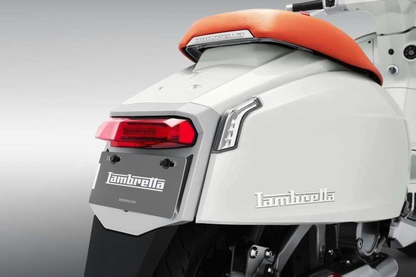 Mẫu xe tay ga cổ của Ý với thiết kế đẹp long lanh, 'lấn lướt' Honda SH300i - Ảnh 4