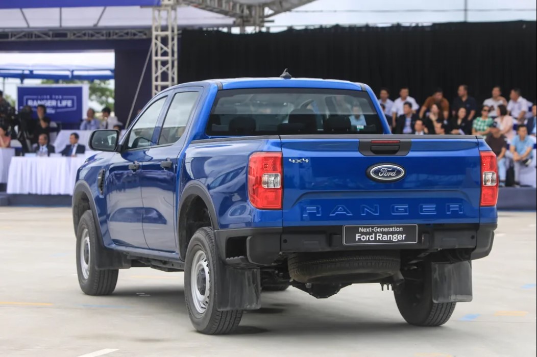 Ford Ranger 2022 ra mắt với thiết kế đẹp mắt, giá khởi điểm 659 triệu đồng - Ảnh 3 Ford Ranger 2022 ra mắt với thiết kế đẹp mắt, giá khởi điểm 659 triệu đồng - Ảnh 3