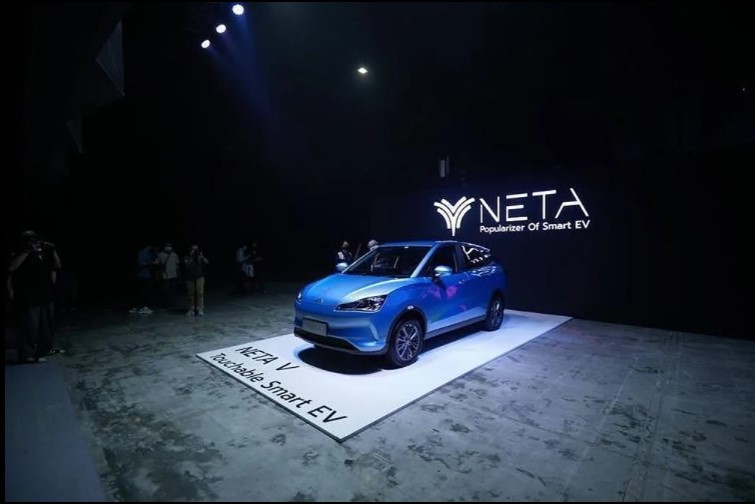 Mẫu xe điện Trung Quốc mang phong cách Tesla, giá chỉ 354 triệu đồng - Ảnh 1 Mẫu xe điện Trung Quốc mang phong cách Tesla, giá chỉ 354 triệu đồng - Ảnh 1