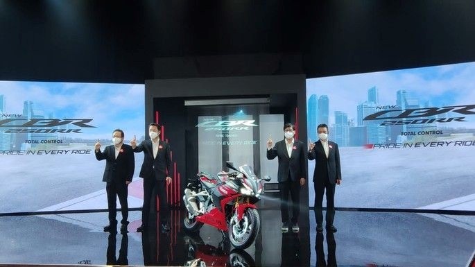 Honda CBR250RR 2023 ra mắt tại Đông Nam Á, giá từ 99 triệu đồng - Ảnh 1 Honda CBR250RR 2023 ra mắt tại Đông Nam Á, giá từ 99 triệu đồng - Ảnh 1