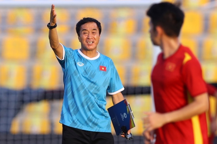 HLV Lee Young Jin chưa thể quay lại dẫn dắt U23 Việt Nam. Ảnh: VFF HLV Lee Young Jin chưa thể quay lại dẫn dắt U23 Việt Nam. Ảnh: VFF